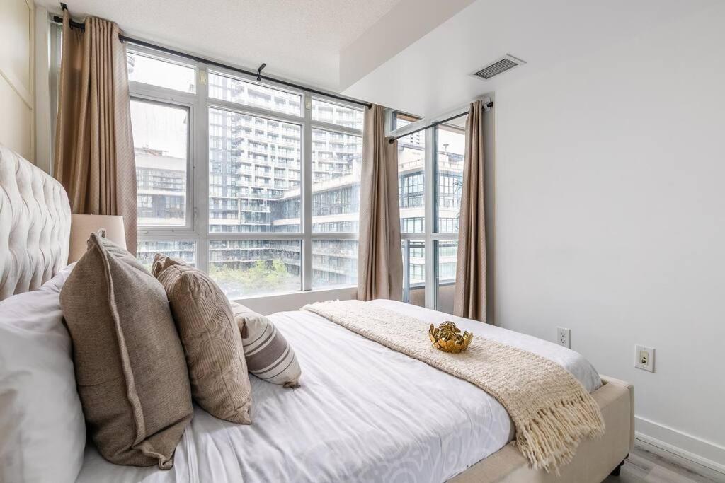 Luxury Suite Downtown Toronto Near Cn Tower المظهر الخارجي الصورة