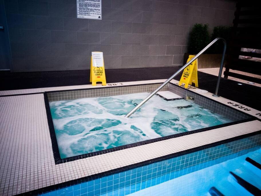 Luxury Suite Downtown Toronto Near Cn Tower المظهر الخارجي الصورة