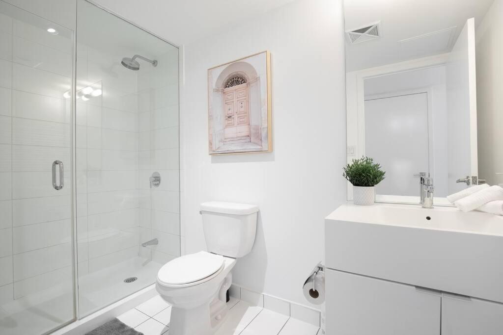 Luxury Suite Downtown Toronto Near Cn Tower المظهر الخارجي الصورة