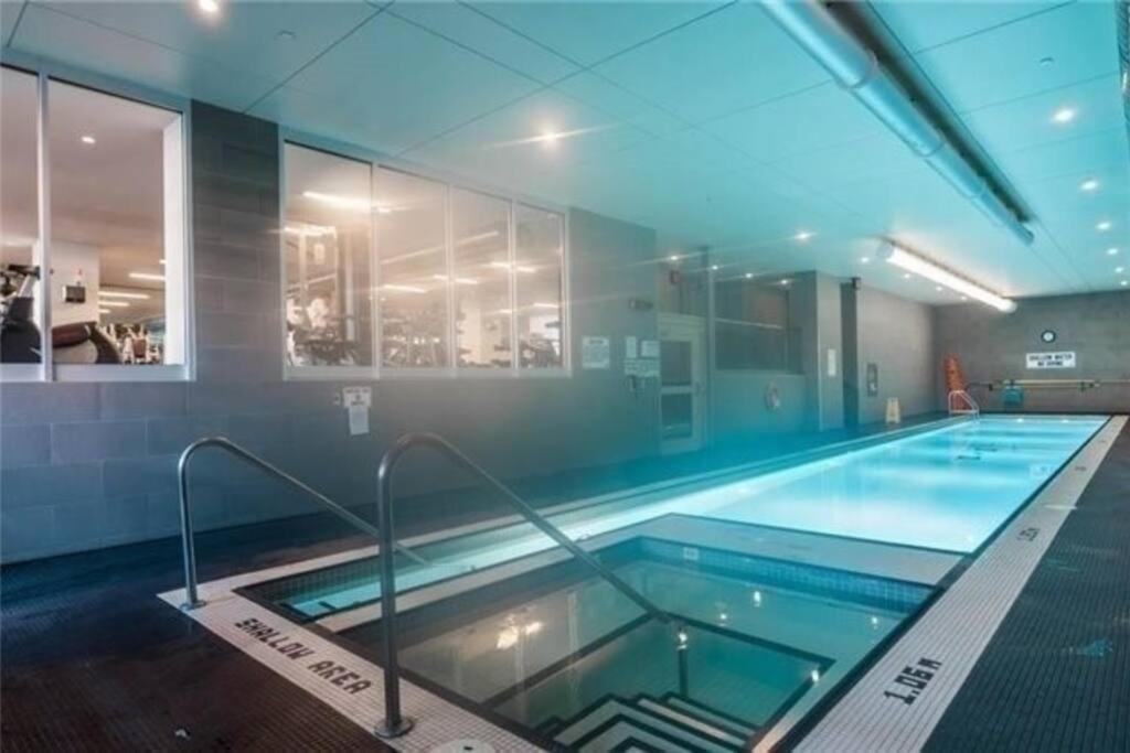Luxury Suite Downtown Toronto Near Cn Tower المظهر الخارجي الصورة