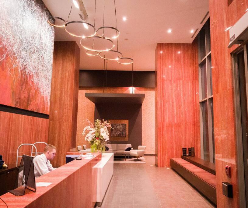 Luxury Suite Downtown Toronto Near Cn Tower المظهر الخارجي الصورة