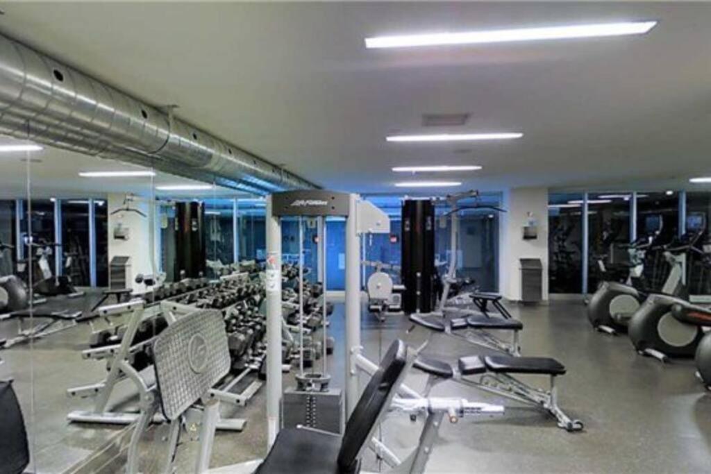 Luxury Suite Downtown Toronto Near Cn Tower المظهر الخارجي الصورة