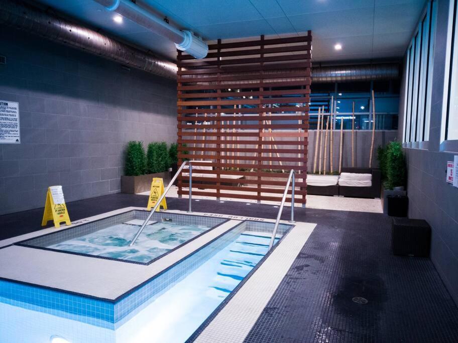 Luxury Suite Downtown Toronto Near Cn Tower المظهر الخارجي الصورة